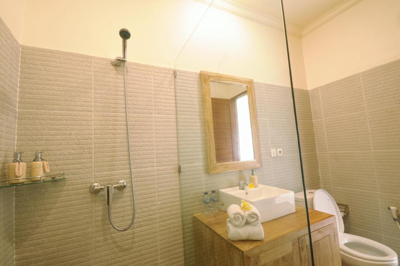 ウブド Jegeg Mas Bed & Breakfast エクステリア 写真